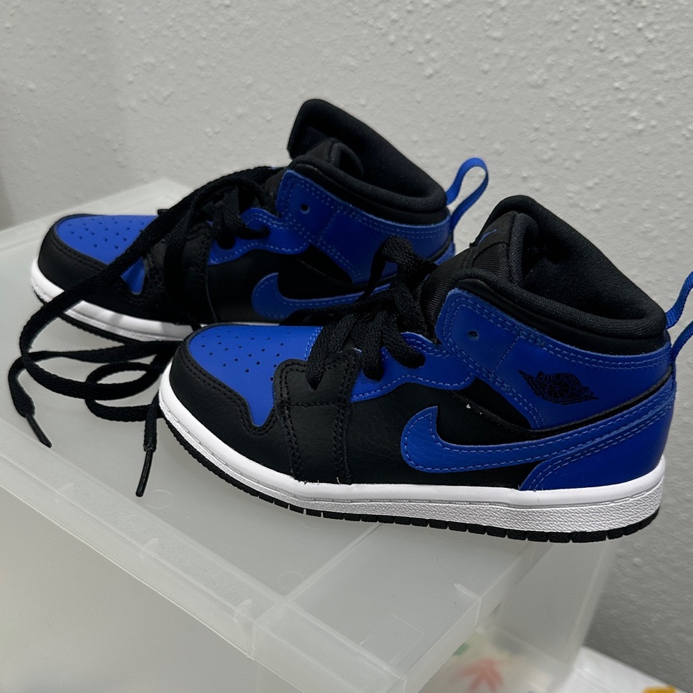 Nike Kids Black and Blue Sneakers - Toddler Boy or Girl Nike Jordans - Picture 3 of 5